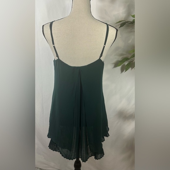 White House Black Market Green Ruffled Camisole - Picture 2 of 10